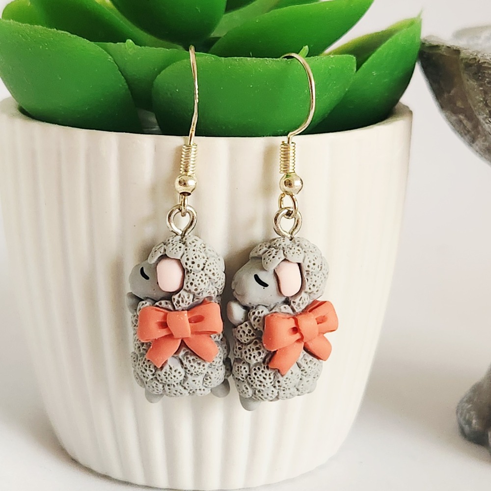 Handmade Cute Sheep Charm Earrings Orange Bow Dangle Fun Novelty NEW‎